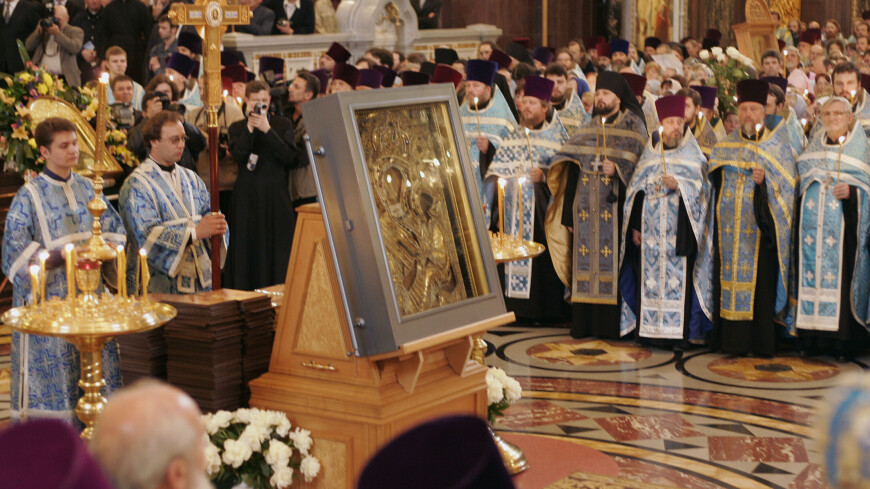В Москву принесена чудотворная Тихвинская икона Божией Матери
