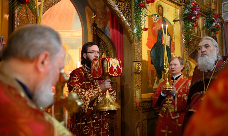 Божественная литургия в день Престольного праздника храма